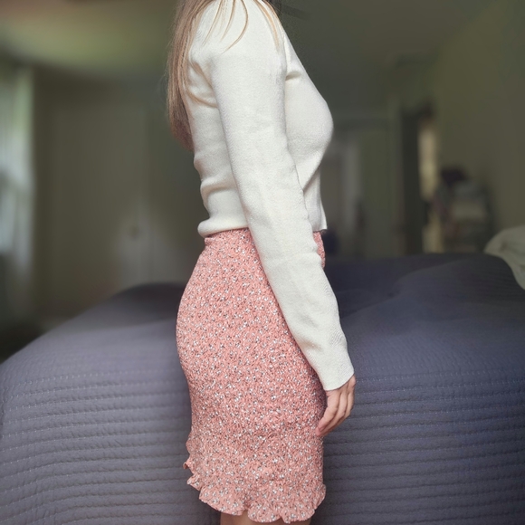 Square Neck Long Sleeve Sweater, Swan, Medium - Picture 11 of 11